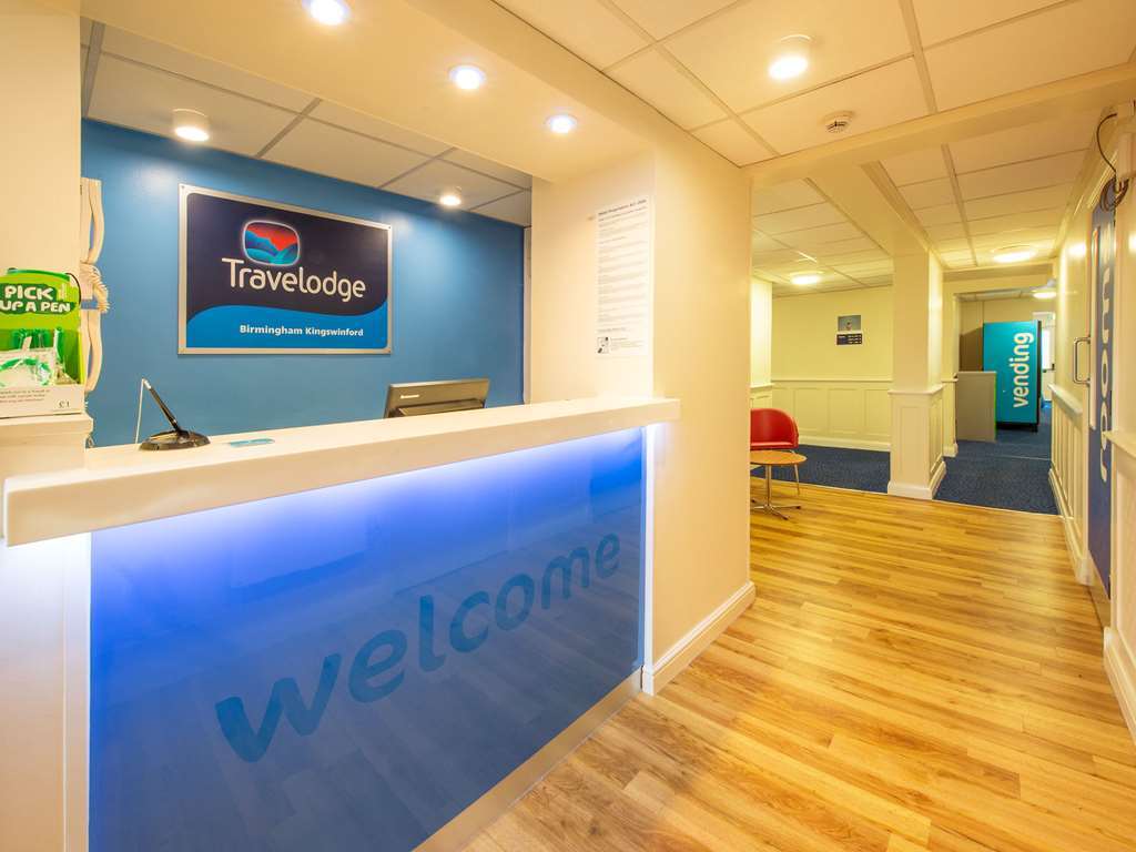 Travelodge Birmingham Kingswinford Interior foto